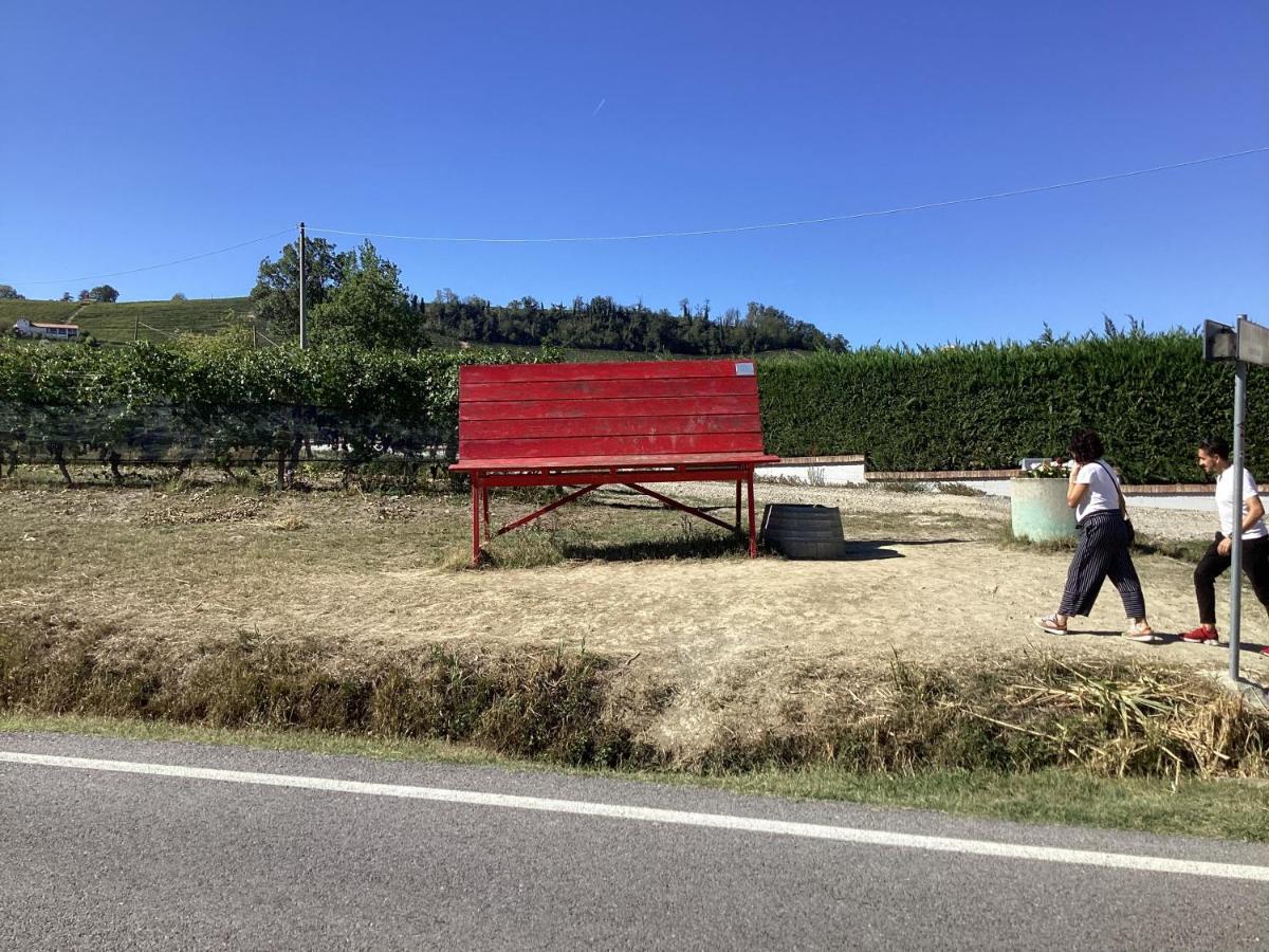Holiday House Antica Dimora Soggiorni In Langa Centro Storico La Morra Exteriör bild
